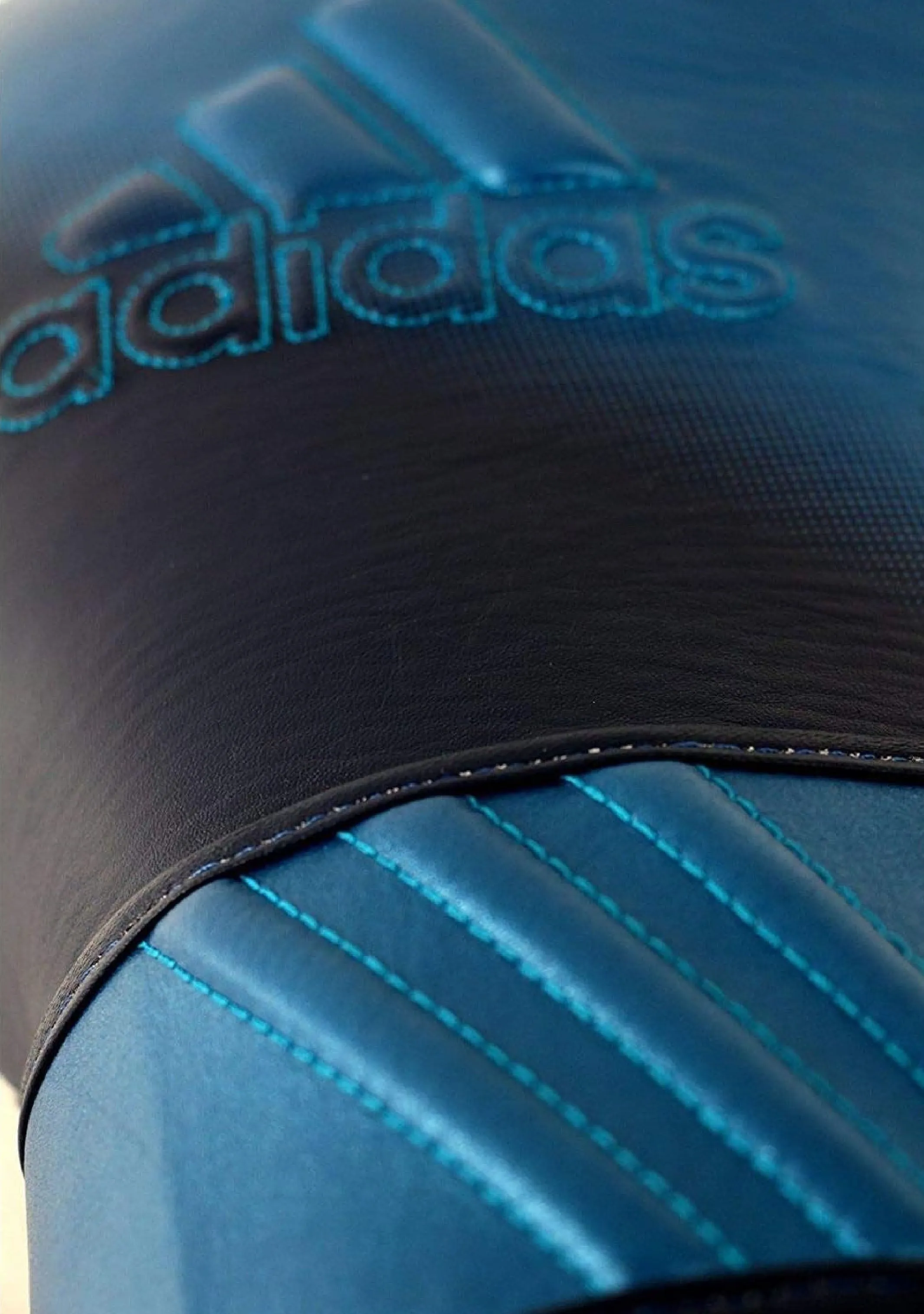 Adidas Speed 300 3D Leather Boxing Glove 12oz <br> ADISBG300D