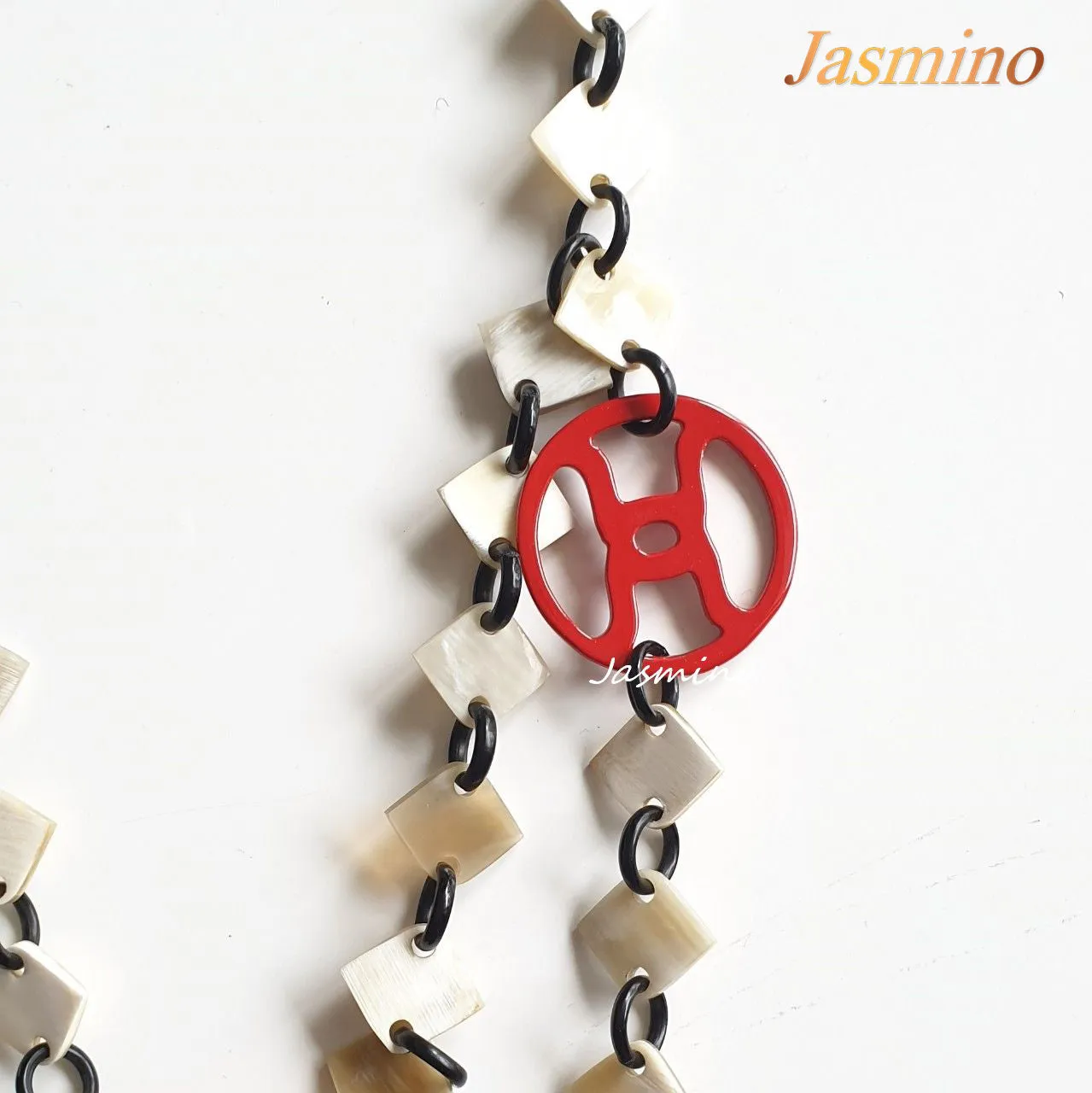 Stunning Trendy and Colorful Necklace J17442, Made by Buffalo Horn and Lacquer