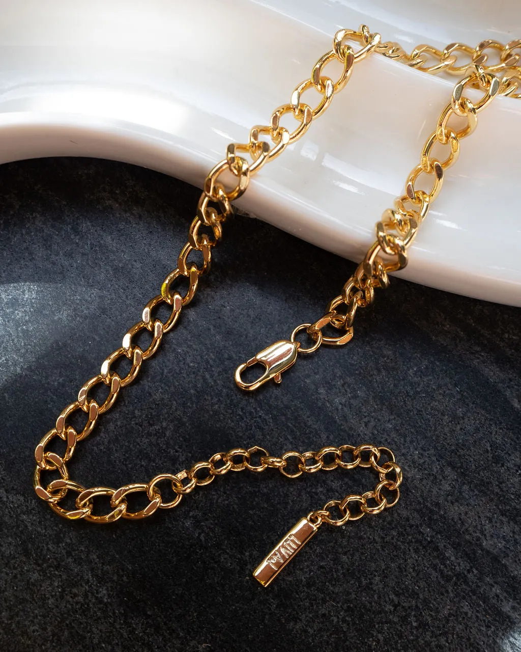 The Classique Curb Chain (8mm)- Silver