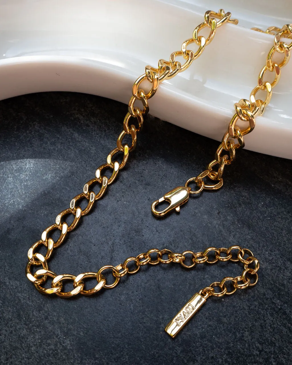 The Classique Curb Chain (8mm)- Silver