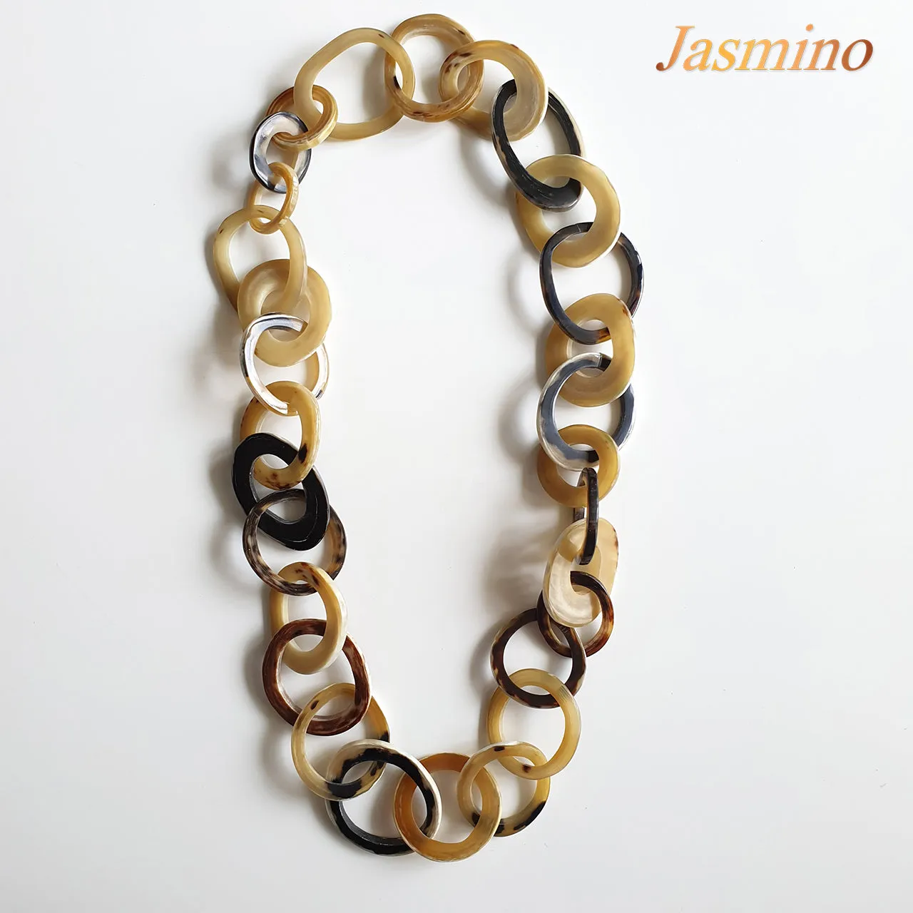 Trendy Handmade Necklace J17633, Made by Horn and Lacquer